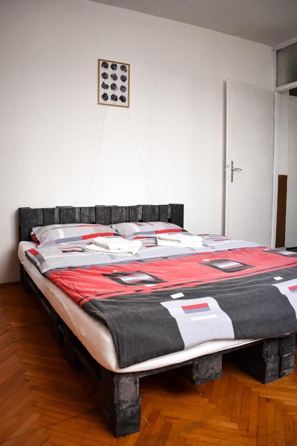 3Pko City Center Apartment Banja Luka Eksteriør billede